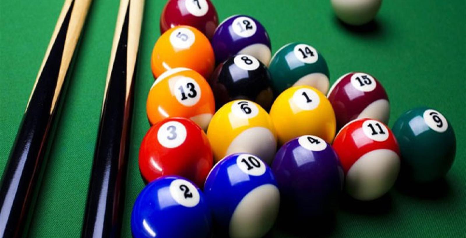 Billard - Hotel de la Gare in Quimper